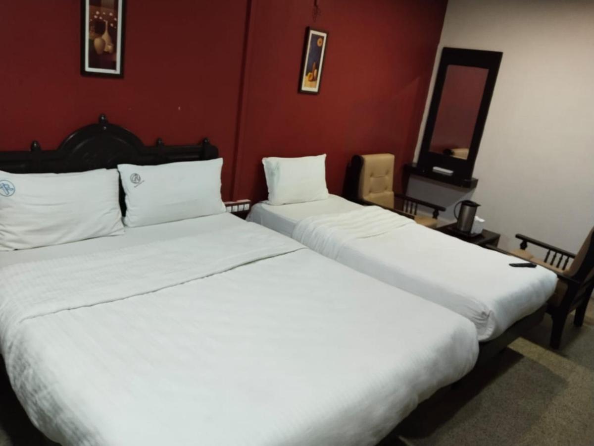 Hotel Seven Roads Kodaikanal Kültér fotó